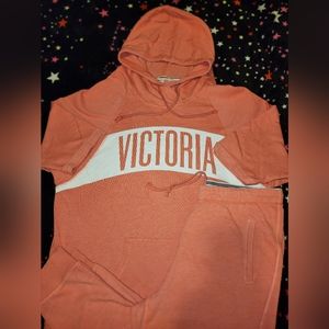 VICTORIAS SECRET SMALL 2 PIECE JOGGER SET
